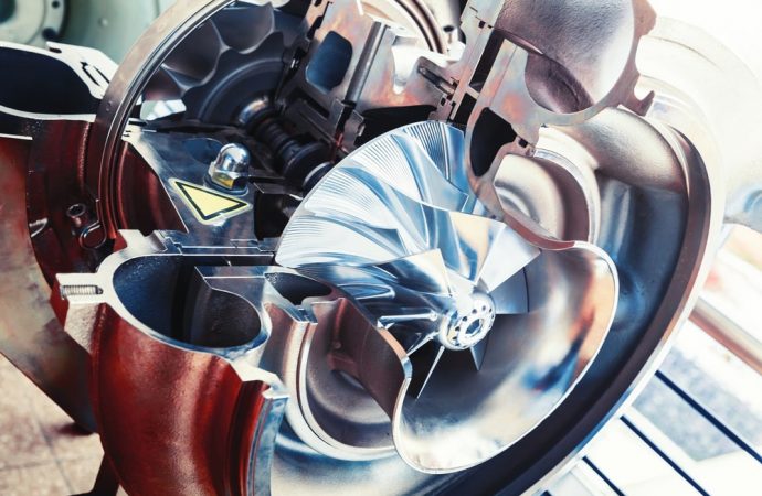Regeneracja turbosprężarki w wózku widłowym – kiedy i dlaczego jest potrzebna?