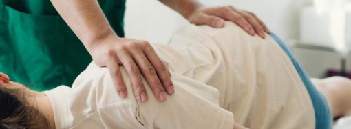 Ortopedyczna terapia manualna – kiedy może okazać się pomocna?